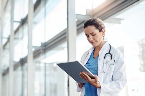 Fascicolo sanitario elettronico, cos’è questa storia del diritto di opposizione all’uso dei dati ante 2020 e come si esercita