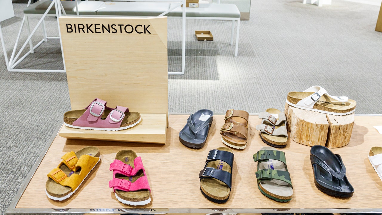 Birkenstock, la battaglia legale per la suola