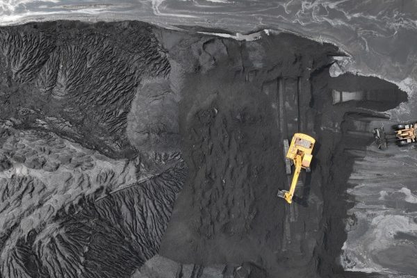 Carbone, chiudere oltre 800 centrali conviene