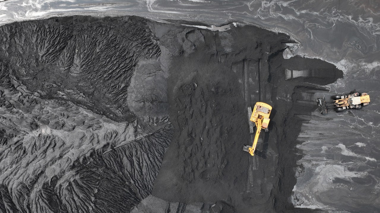 Carbone, chiudere oltre 800 centrali conviene