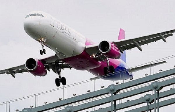 Biglietti low cost, quanto costa davvero un volo?