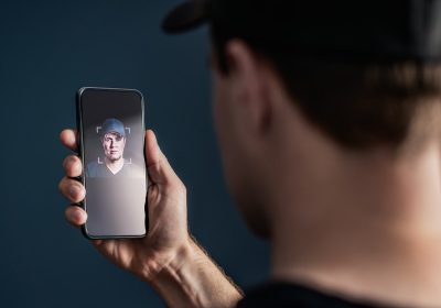 I deepfake sono la nuova frontiera dei cyberattacchi alle aziende