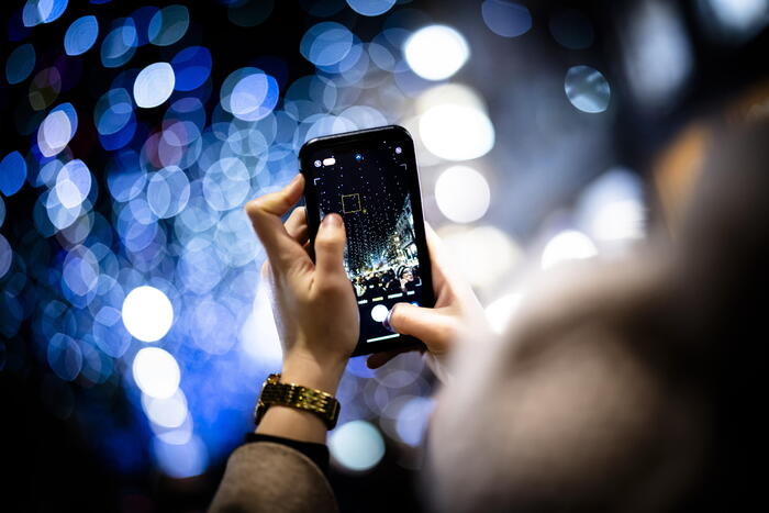 In Italia, l’8 persone su 10 utilizzano regolarmente Internet – Web & Social: dati Istat