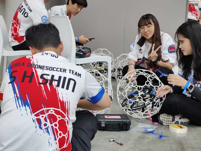 Il drone soccer fa il suo debutto a Bologna e la Corea viene premiata da Wmf – Ultime notizie