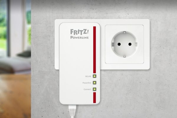 AVM FRITZ!Powerline 1220: il kit con 2 adattatori è ora in offerta su Amazon a poco più di 100€