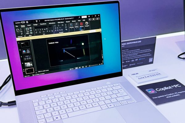 Abbiamo visto ASUS ROG Zehyrus G16 al Computex: CPU Ryzen 9 HX 370 e GeForce 4070, per gaming e AI