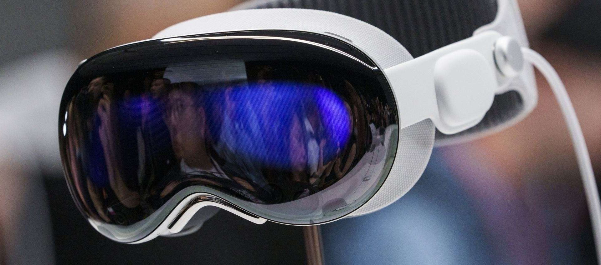 Apple Vision più economico collegato a Mac o iPhone?