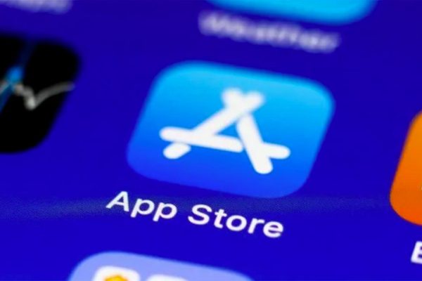 Apple non autorizza gli emulatori iDOS 3 e UTM SE su iOS: "il PC non è una console"