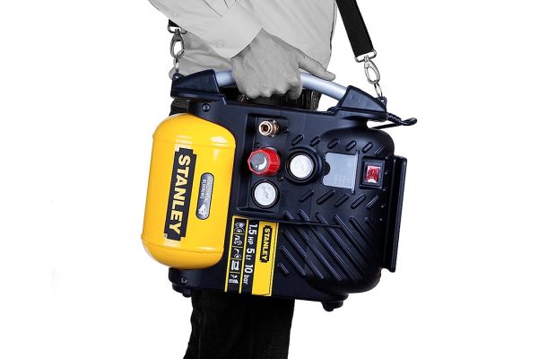 Compressore d'aria 1100W 8 bar Stanley a 75€! È solo una delle super offerte per il 'fai da te', occhio all'idropulitrice a 59€!