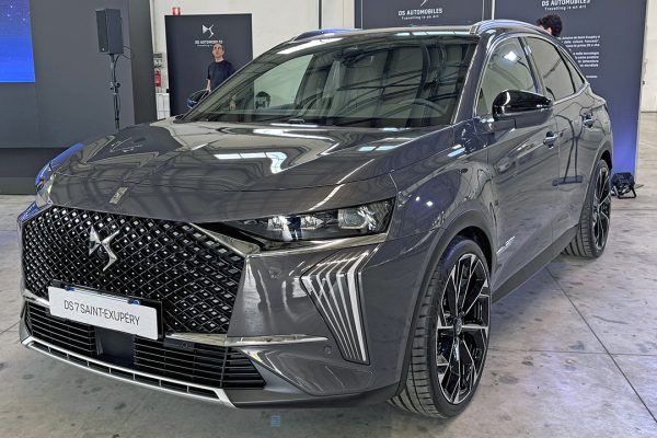 DS Automobiles presenta la collezione Saint-Exupéry per DS3, DS4 e DS7