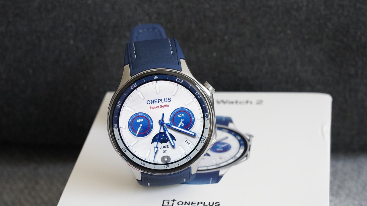 Recensione OnePlus Watch 2 Nordic Blue Edition: bello, ma non così rivoluzionario