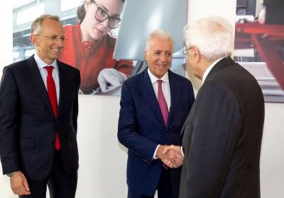 Ferrari, l'AD Benedetto Vigna contro i dazi alle auto cinesi: "l'Europa deve svegliarsi"