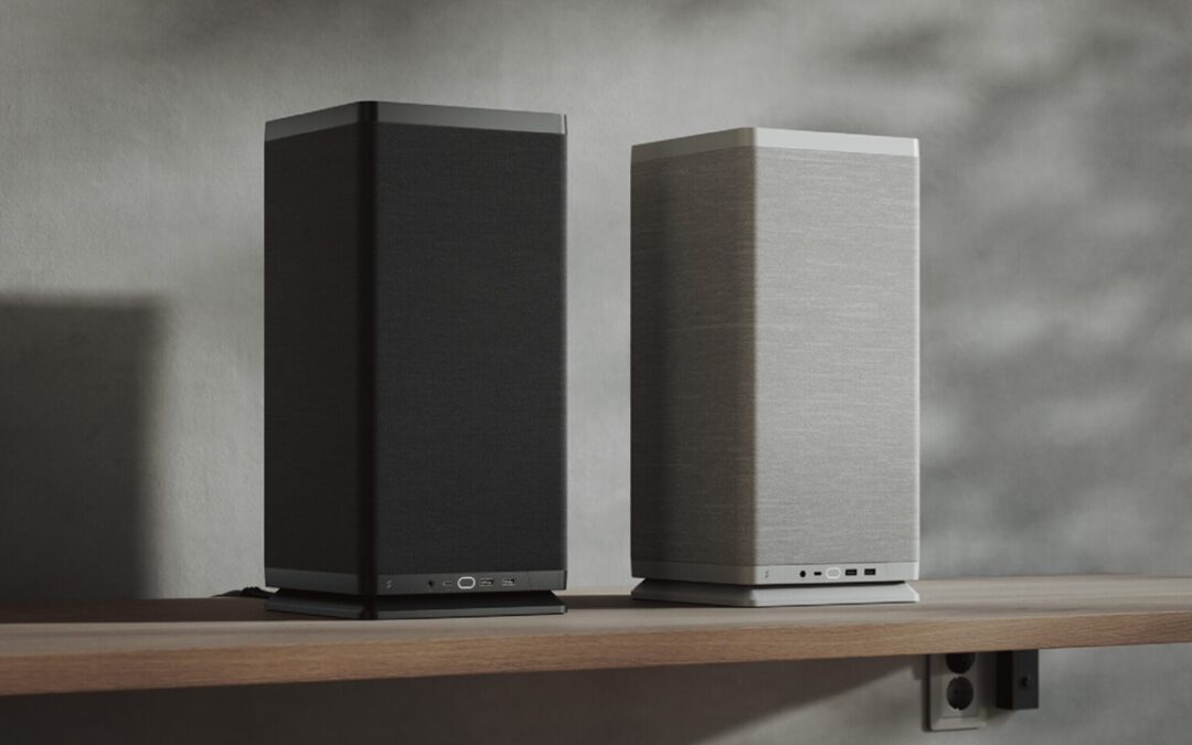 Fractal Mood: le dimensioni di una console, l'eleganza del tessuto, la potenza da PC Enthusiast