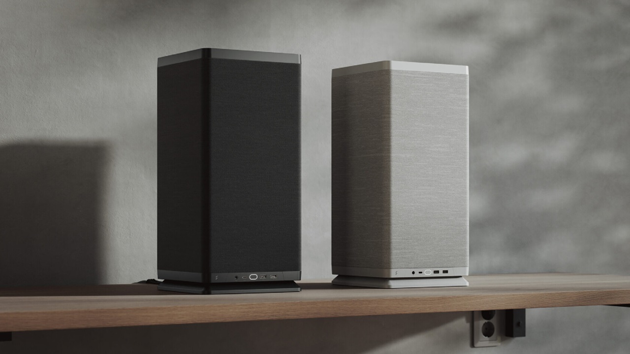 Fractal Mood: le dimensioni di una console, l'eleganza del tessuto, la potenza da PC Enthusiast