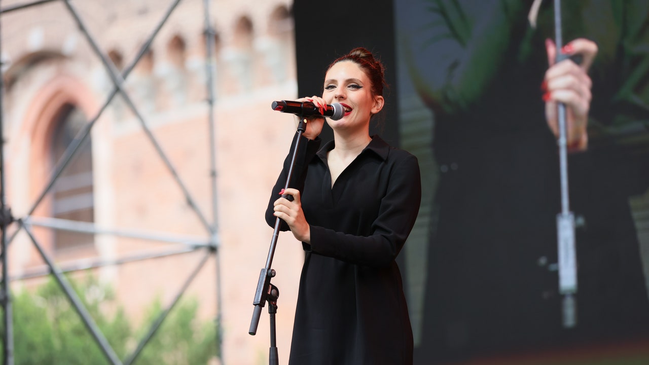 Ditonellapiaga racconta il nuovo album al Wired Next Fest 2024 “la mia musica è un gioco di seduzione e sfida con l’ascoltatore”