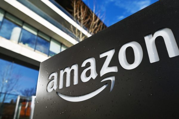 Israele, le proteste contro l’accordo di Amazon e Google non si fermano