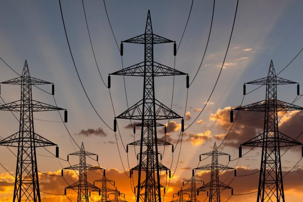 Mercato tutelato dell’energia, come rientrare e conviene