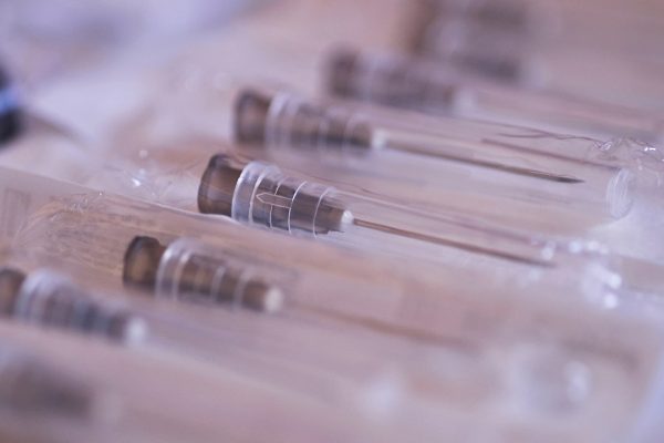 Aviaria, dall’Unione europea (ma non in Italia) in arrivo oltre 600mila dosi di vaccino