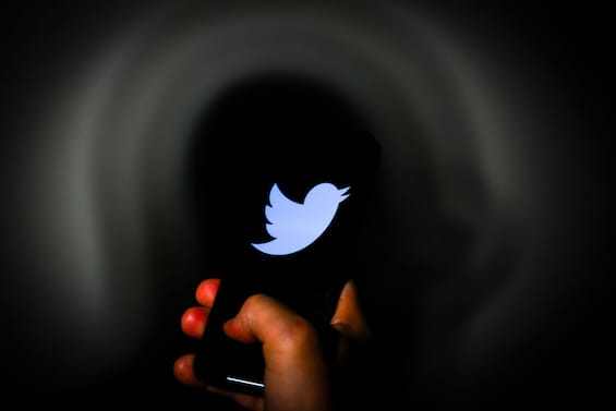 X autorizza il porno: ecco perchè c’è ok ai contenuti a luci rosse