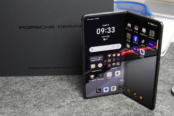 HONOR Magic V2 RSR Porsche Design: il pieghevole perfetto per chi lavora