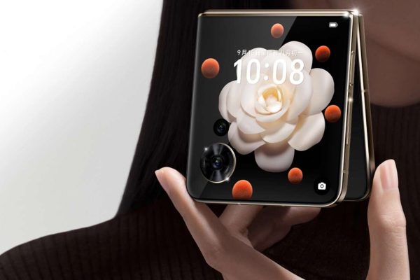 Honor V Magic Flip: primo smartphone pieghevole