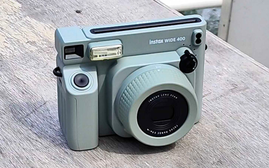 Instax Wide 400: 'born to be Wide'