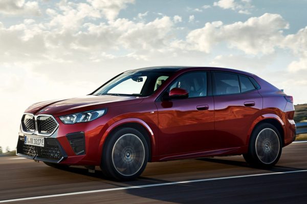 La Cina si vendica: i costruttori cinesi chiedono dazi sulle auto europee