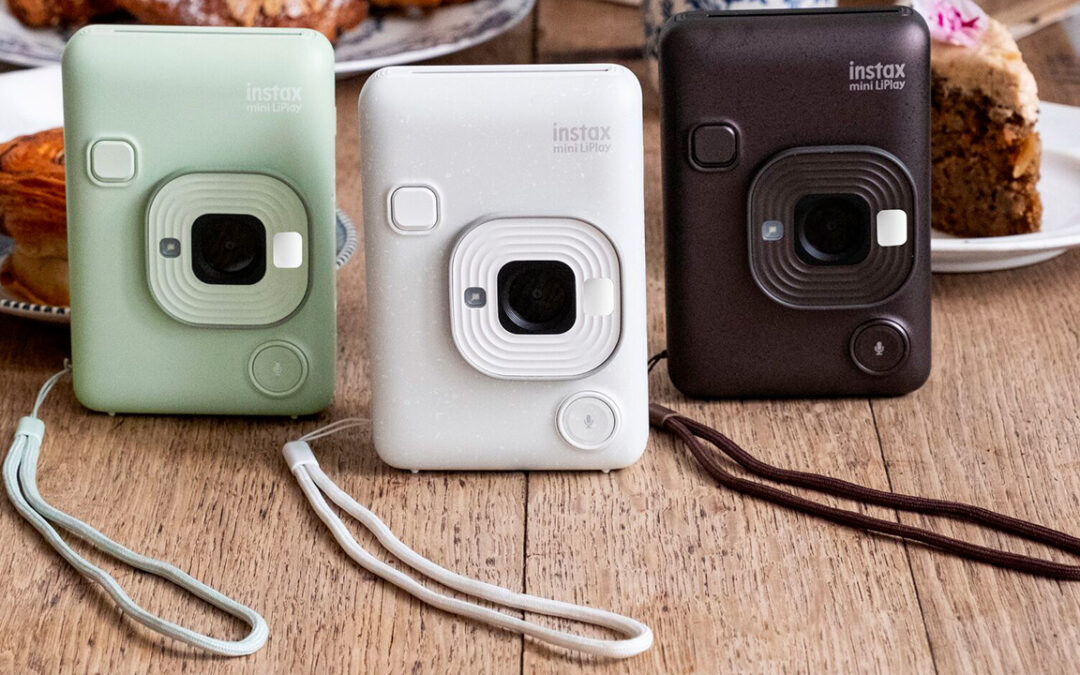 La fotocamera istantanea ibrida Instax Mini LiPlay 2-in-1 si rinnova