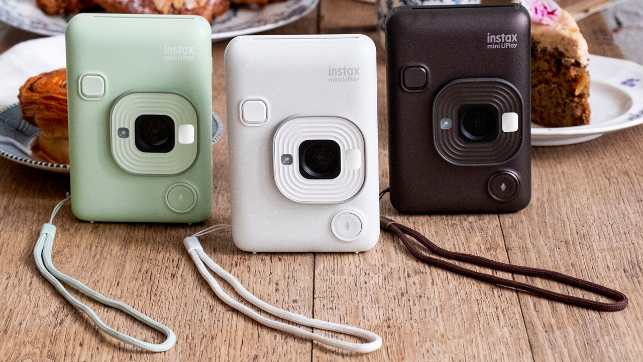 La fotocamera istantanea ibrida Instax Mini LiPlay 2-in-1 si rinnova