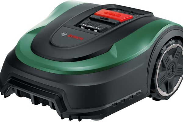 Le migliori offerte sui Robot rasaerba su Amazon: Ecovacs GOAT ma non solo