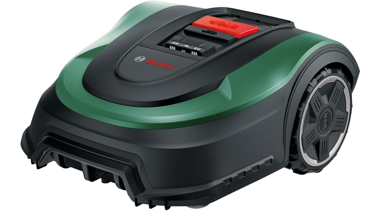 Le migliori offerte sui Robot rasaerba su Amazon: Ecovacs GOAT ma non solo