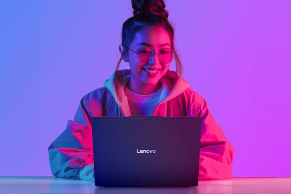 Lenovo Yoga Slim 7x è ora disponibile in Italia e costa meno del previsto