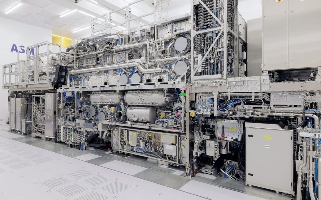 Litografia Hyper-NA EUV, ASML ci sta lavorando: compare per la prima volta in una roadmap