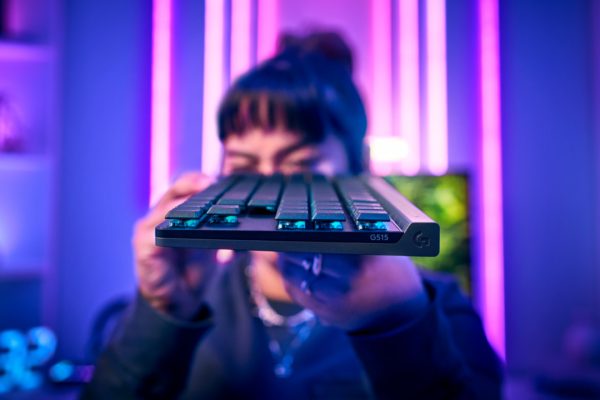 Logitech G515, la nuova tastiera low-profile TKL sfoggia un design accattivante