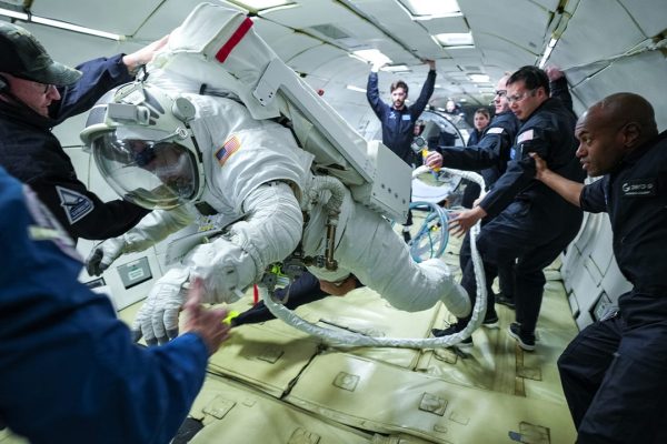 NASA: Collins Aerospace non continuerà a sviluppare le tute spaziali per la Stazione Spaziale Internazionale