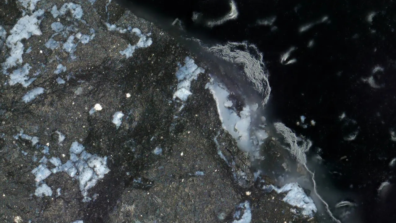 NASA OSIRIS-REx: trovati fosfati nei campioni dell'asteroide Bennu