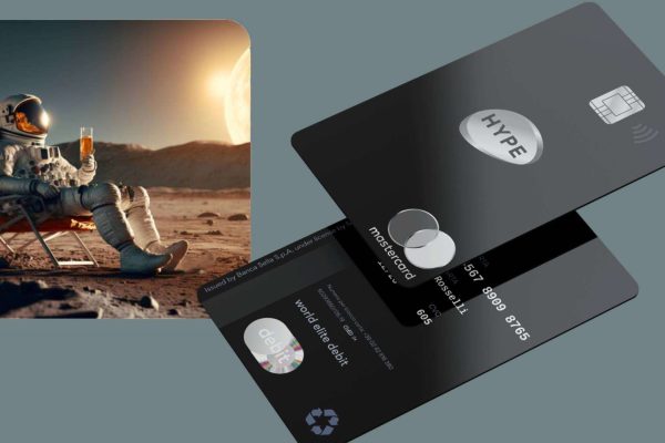 assicurazione inclusa su viaggi, spese mediche e cyber risk