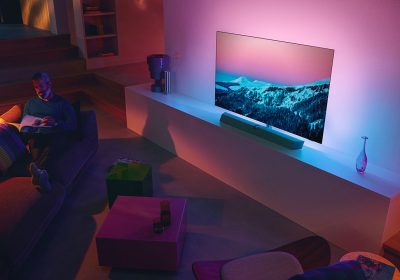Occhio al televisore Philips Ambilight 4K da 43'': il suo prezzo è sceso da 499 a 399 euro