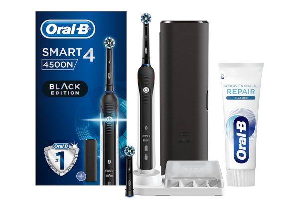 Oral-B Smart 4 4500 Cross Action a 49€ e a 84€ c'è un modello iO! Si risparmia davvero molto, anche sulle testine di ricambio