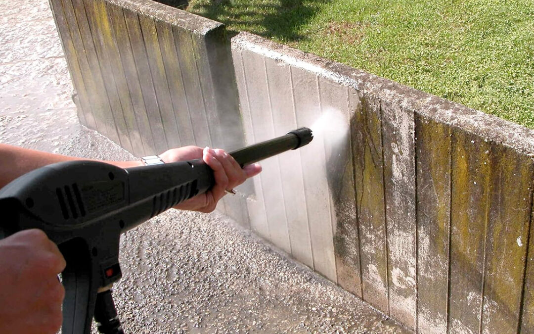 Oggi l'idropulitrice Cecotec 1400W costa solo 59€! Sconti anche su Kärcher, Black+Decker e altri marchi