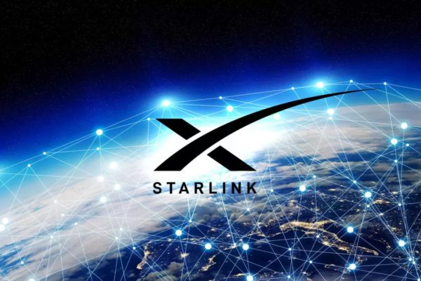 Starlink Mini, il servizio Internet satellitare di SpaceX che sta in uno zaino