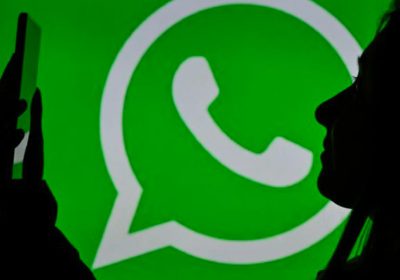 WhatsApp sta pensando a un nuovo metodo per le reazioni ai messaggi: in arrivo il doppio tap
