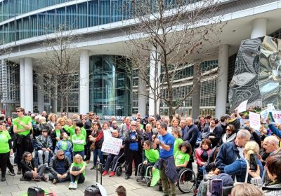 Disabilità, cosa sta succedendo in Lombardia sui tagli