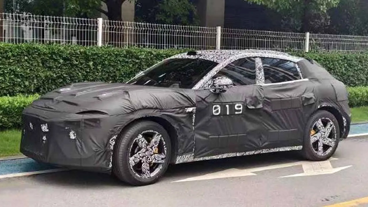 Xiaomi: "non stiamo sviluppando un secondo veicolo". Eppure quelle immagini spia…