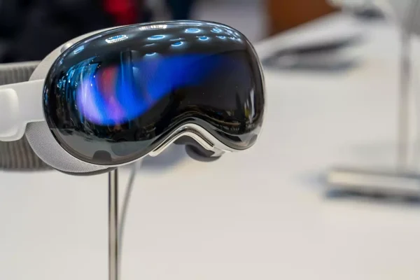 Apple Vision Pro: vicinissimo il lancio internazionale