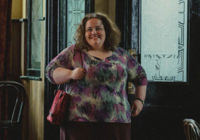 Baby Reindeer, la presunta Martha ha fatto causa a Netflix per 170 milioni di dollari