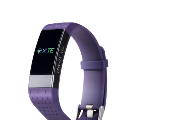 Dal polso alla centrale operativa: il monitoraggio 24/7 con la tecnologia del futuro