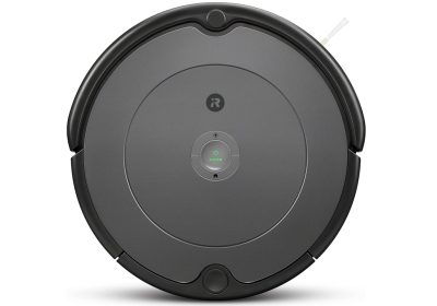 iRobot Roomba 697 è un ottimo robot per le pulizie, da uno dei marchi più apprezzati, e ora costa meno di 200 euro