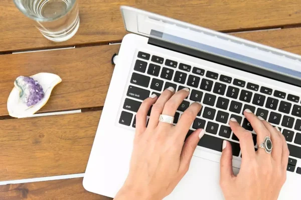 Hosting WordPress veloce con dominio gratuito a meno di 3 euro al mese