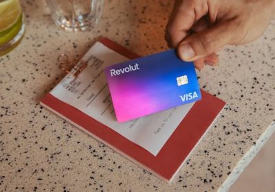 L’annuncio di Revolut: con 2 milioni di clienti siamo la più grande neobank in Italia